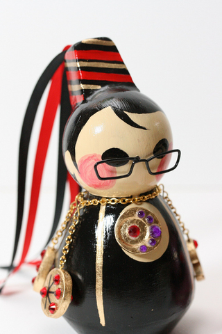 Illustration for article titled Somebody Makes Real Dolls Of The Bayonetta Dolls